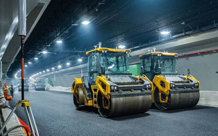 XD135TIV壓路機：智能施工時代的高效利器！