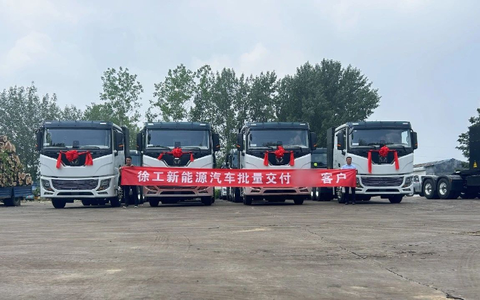 車隊(duì)老板的“致富經(jīng)”：“選擇徐工，就是選擇成功！”