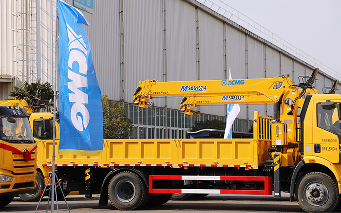 助力城市建設(shè)新征程！徐工隨車起重機(jī)M SQS157-4批量發(fā)車 