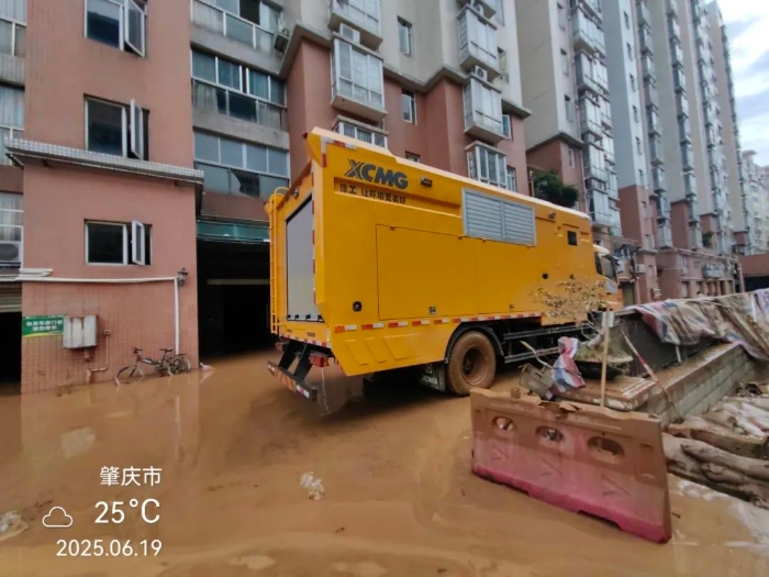 火速馳援！徐工多臺“抗洪勇士”全力迎戰(zhàn)!